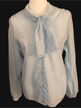 Vintage New Fashion Powder Blue Lace Ascot Secretary Blouse Romantic Cottagecore